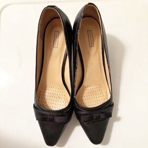 Laura Scott Pumps Size 10M Black Pointed Toe Bow Kitten Heel Shari‎